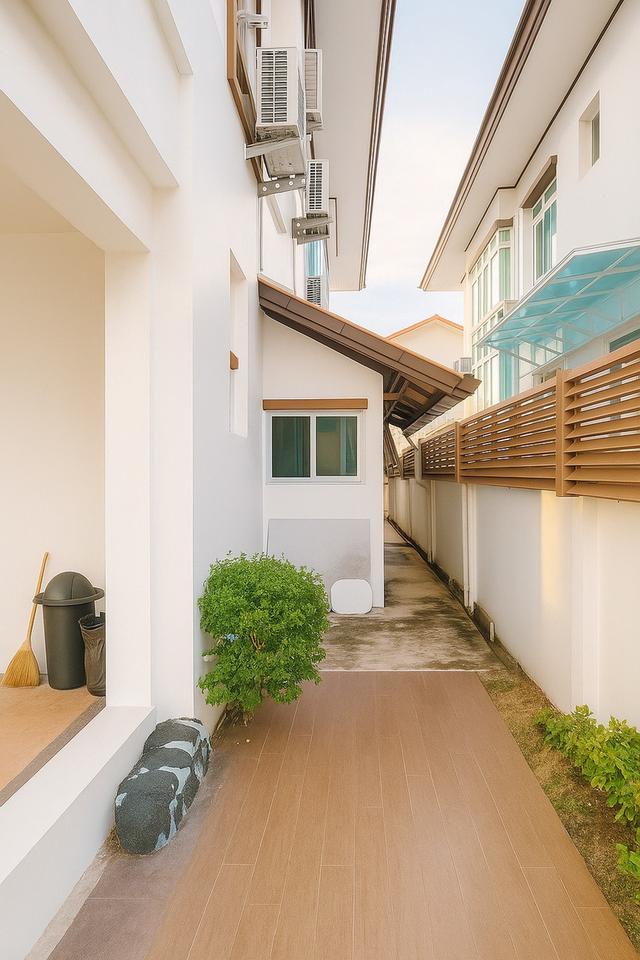 ขายด่วน บ้านเดี่ยวพร้อมเข้าอยู่บนที่ดินแปลงใหญ่ ขาดทุน 17.5 บาท เหลือ 13.9 ล้าน 5