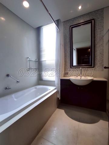 Riverside condo for Rent Watermark Chaophraya 2 beds with river view near BTS Saphan Taksin 5
