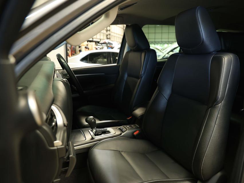 2022 Toyota FORTUNER 2.4 (ปี 15-25) Leader V 4WD SUV AT B5497 รูปที่ 16