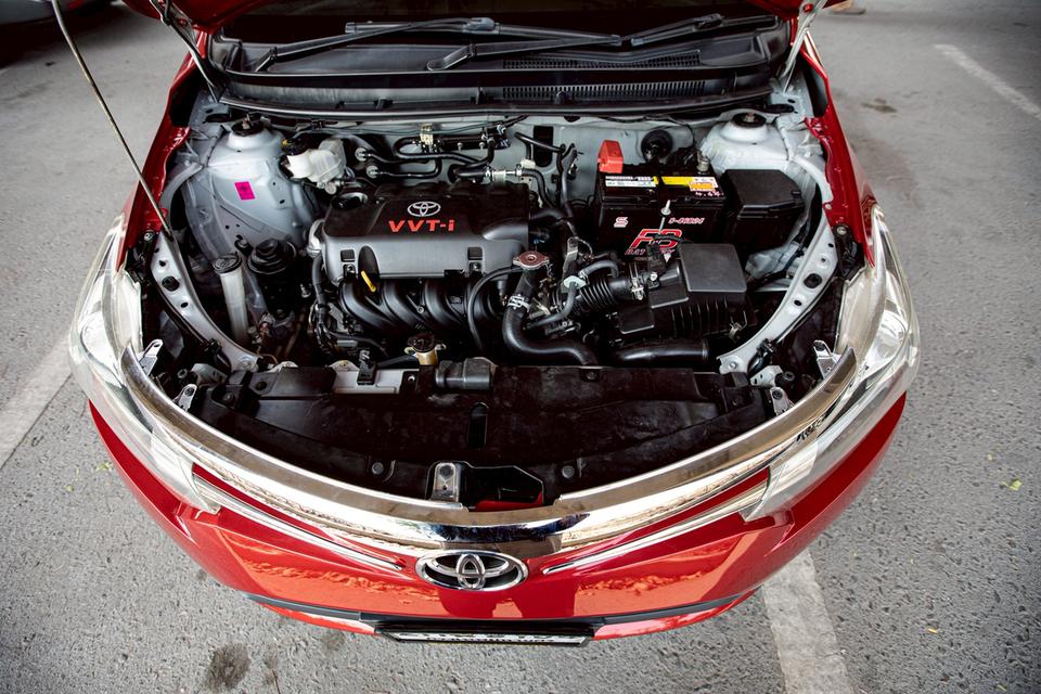 Toyota Vios 1.5J ปี 2013 สีแดง เกียร์ออโต้  9