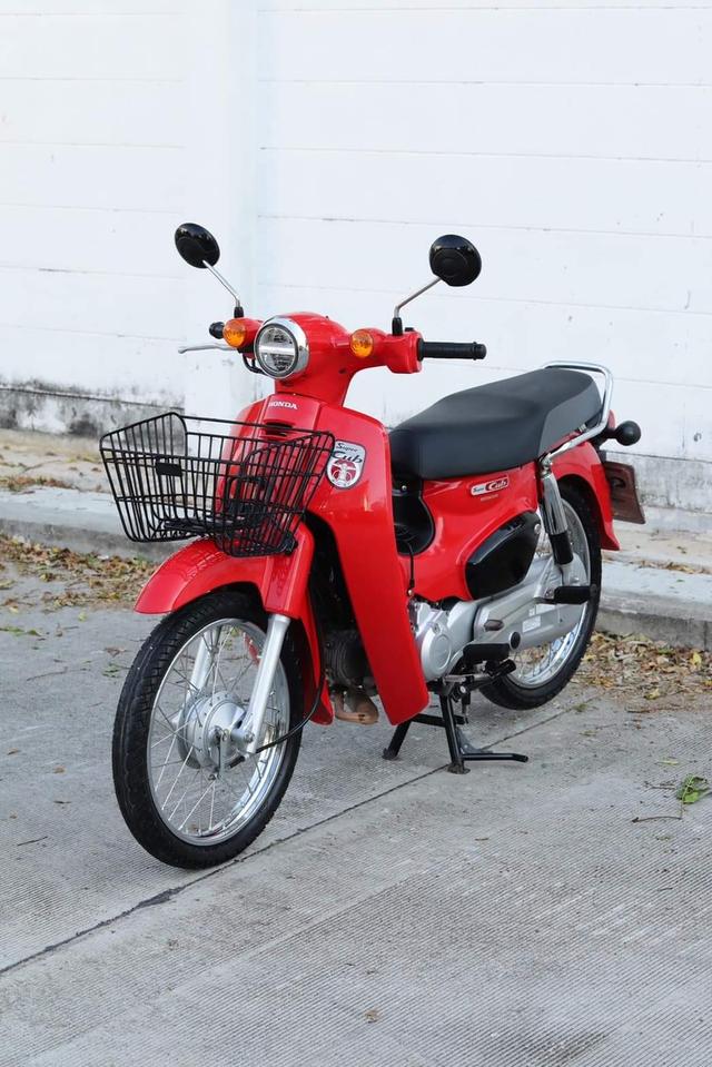 Honda Super Cub. สีแดง 1