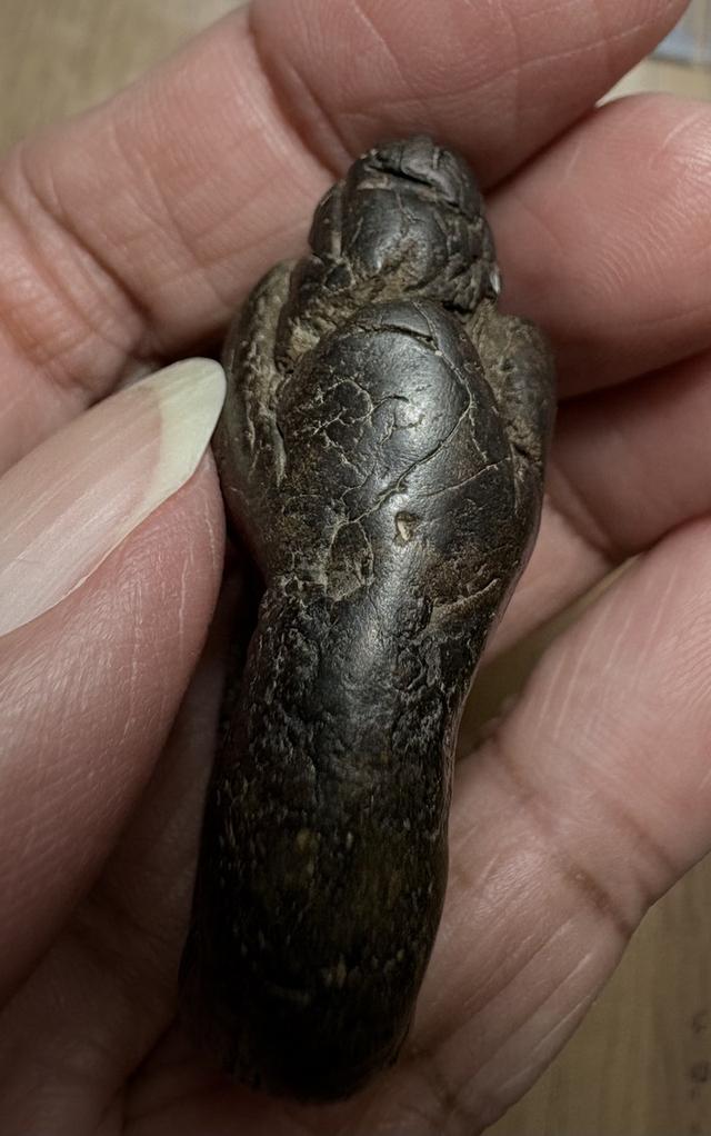 เครื่องรางของขลัง แหวนพระปิดตา เนื้อผงคลุกรักเก่า ไม่ทราบที่ 3