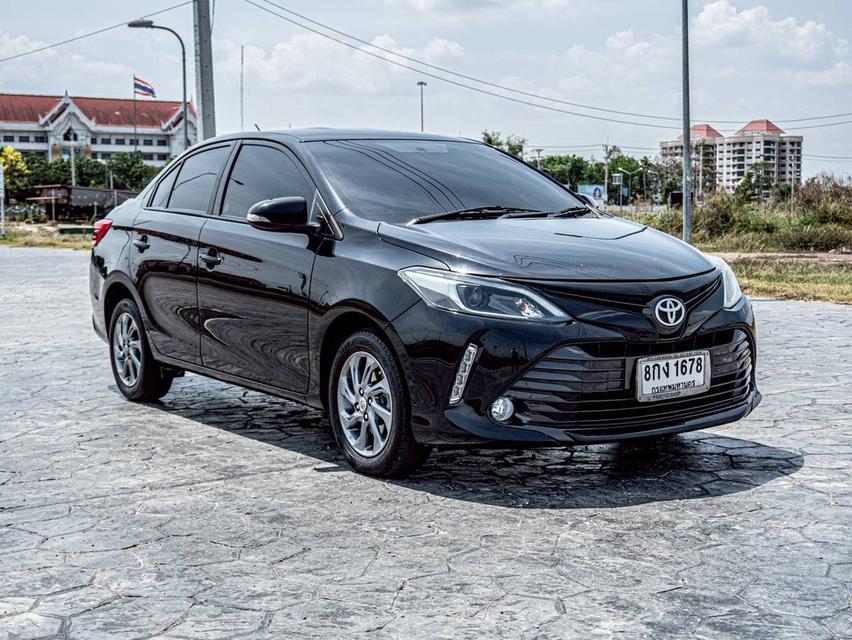 Toyota Vios 1.5. Mid สีดำ 4 ประตู ปี 2019 เดิมคลีนๆสวย 3