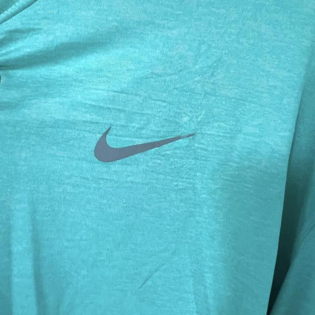 nike running เสื้อกีฬาแขนยาวสวยๆ รูปที่ 4
