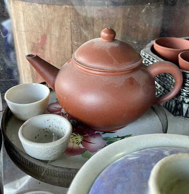 กาน้ำชาอี๋ซิง กาชงชาดินเผาโบราณ ไซต์กลาง กาน้ำชาจีนโบราณ ทำจากดินแดง