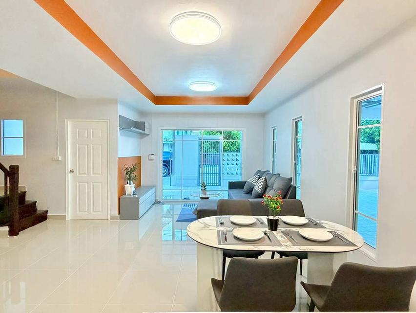หมู่บ้านพฤกษา19  วัดลาดปลาดุกบ้านแฝด 2 ชั้น ตกแต่งใหม่พร้อมเฟอร์นิเจอร์ จอดรถในบ้านได้ถึง 3 คัน 🏗️  หน้าบ้านกว้าง 10 เมตร 13
