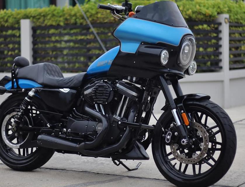 2019 Harley-Davidson Roadster 4