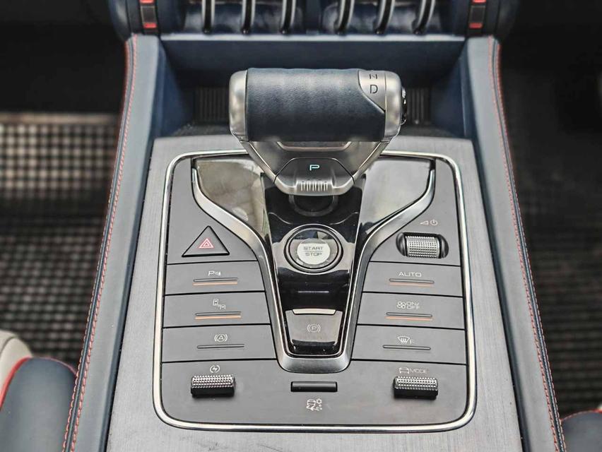 BYD ATTO 3 Standard Range 8