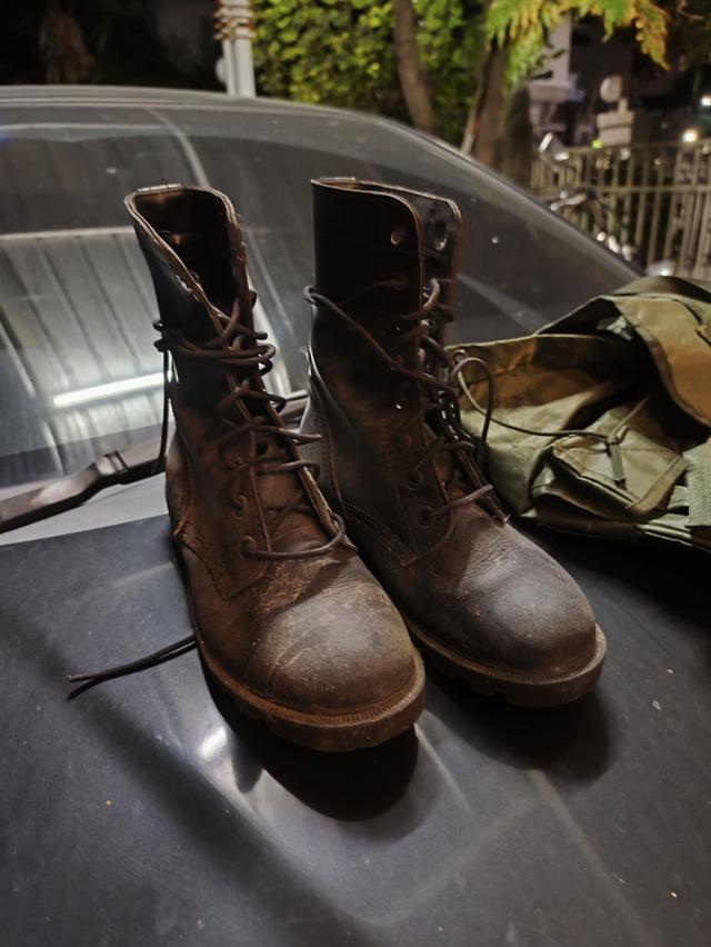 รองเท้าคอมแบท เบอร์ 6 7