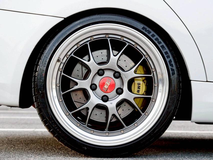 รหัสรถ PR100 BMW E91 Touring 325I M-Sport Package 19