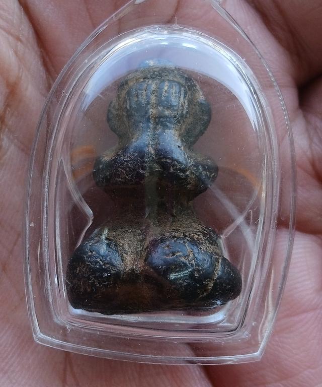 พระปิดตานางพราย หลวงปู่ทิม วัดละหารไร่