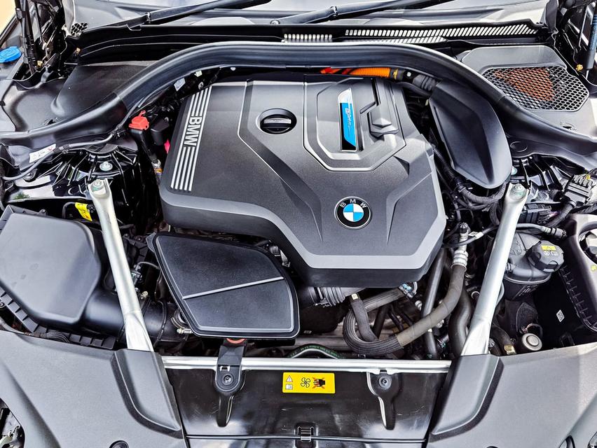 bmw 530e 11
