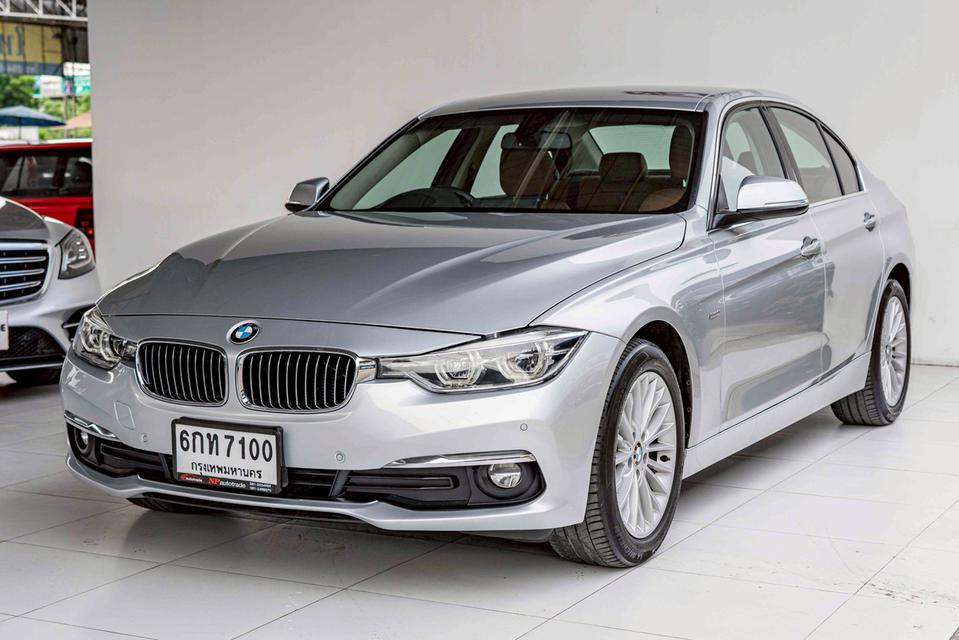 รหัสรถ NP7100 BMW 320d LUXURY 2017 7