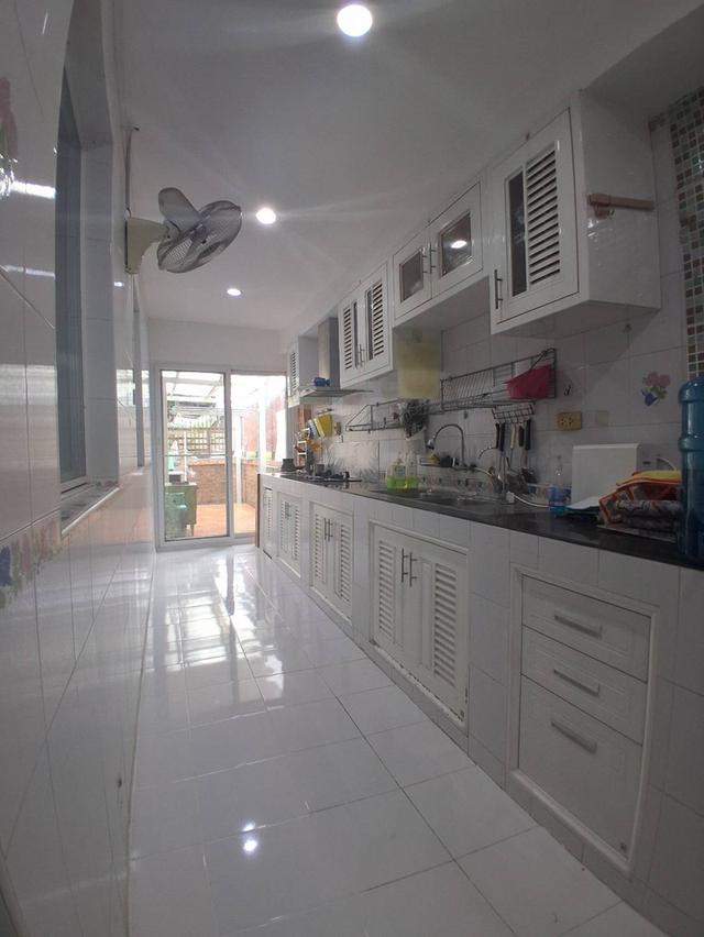 ขายบ้านเดี่ยว2ชั้น หมู่บ้านภัสสร4 ติดถนนรังสิตนครนายก บ้านใหญ่75ตรว. 4ห้องนอน+เพิ่มห้องเอนกประสงค์อีก1 หน้าบ้านหันทางทิศเหนือ เจ้าของขายเอง 5