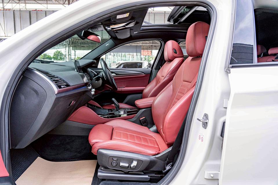 รหัสรถ NP2731 รุ่นรถ : BMW X4 XDRIVE20d M SPORT ปีรถ : 2021 14