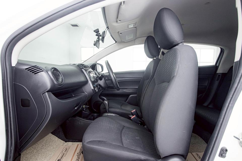 MITSUBISHI MIRAGE 1.2 GLX  2015  9