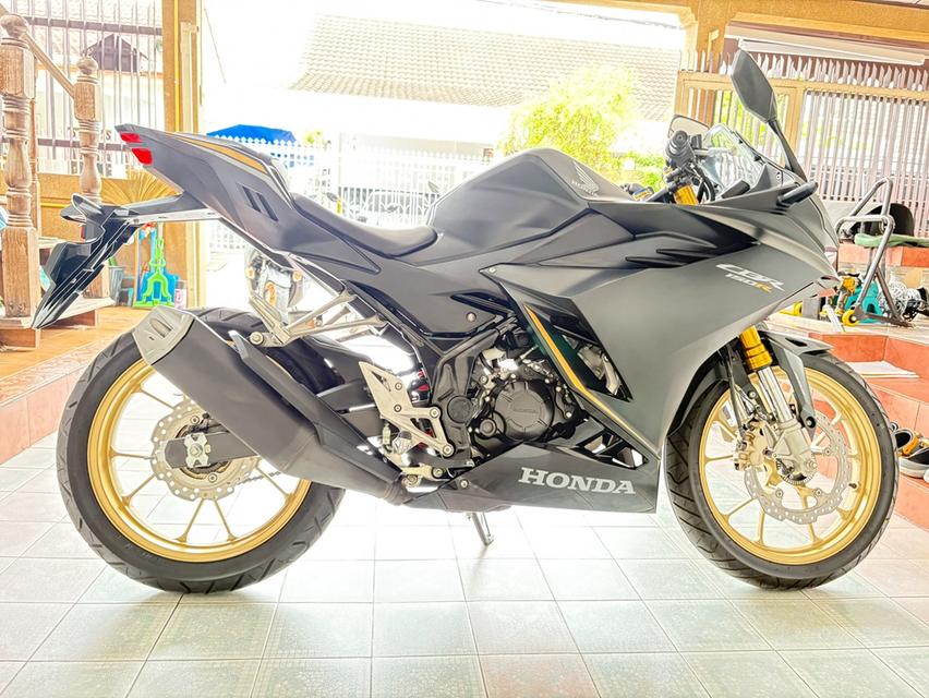 CBR150R ABS โฉม2024 สภาพซื้อจอด ใช้งานน้อย มีรับประกัน เครื่องดี ศูนย์ดี ชุดสีสวย เอกสารครบ วิ่ง6000 ปลายปี67 6