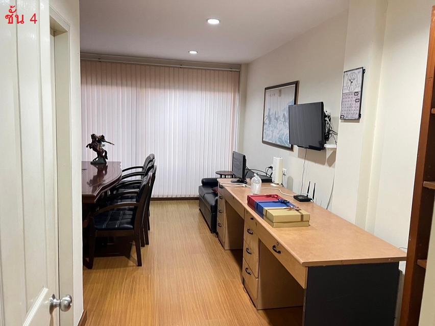 ขายทาวน์โฮม 4 ชั้น โครงการ BizTown ศรีนครินทร์ 13