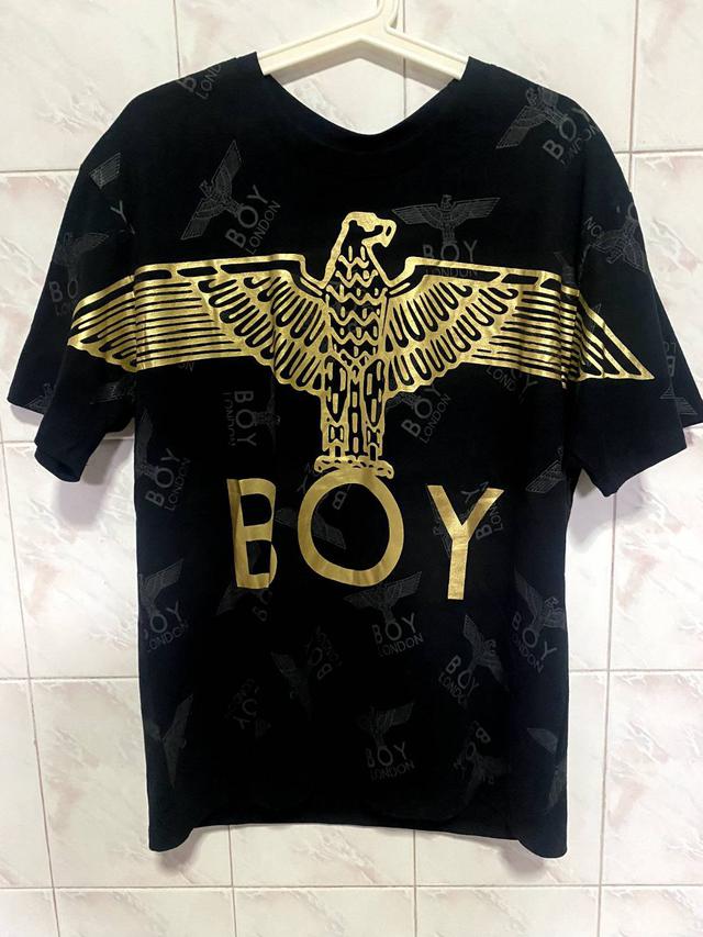เสื้อยืดBOY LONDON สีดำ สกรีนทอง ของใหม่ แท้ 1