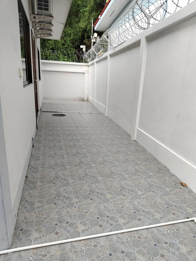 For house Pattaya seaside 35,000/month 18