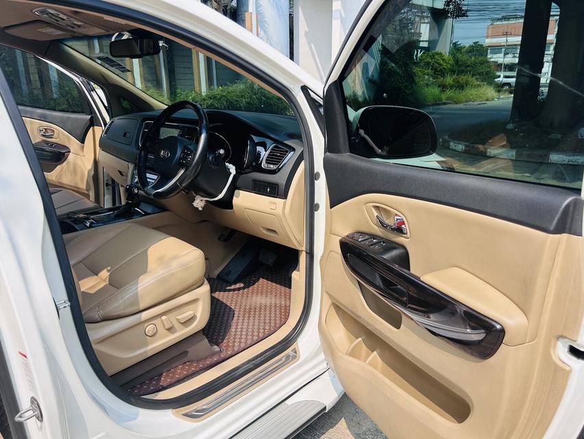 Kia carnival 2.2 top รถบ้าน 11