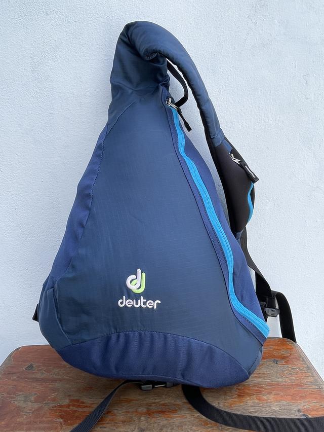 กาะเป๋าเป้ deuter สายสะพายข้างเดียว