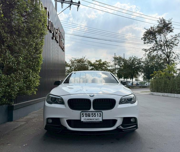 BMW 525D Top ปี11 ดีเซล สีขาวรถสวย สภาพสุดเนี้ยบ เข้าศูนย์ทุกระย รูปที่ 2