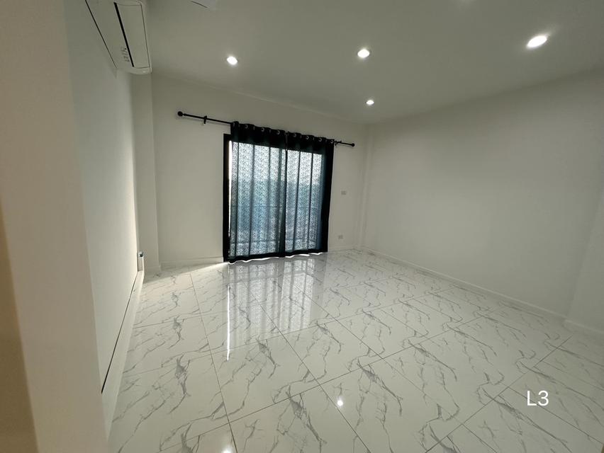 เซ้งคลินิกความงาม ร้านเสริมสวย สปา โรงเรียนสอนความงาม เป็นอาคารพาณิชย์ 4 ชั้น ตึก Stand alone ตึกติดถนนหลักในแหล่งชุมชน เจ้าของปล่อยเอง 16