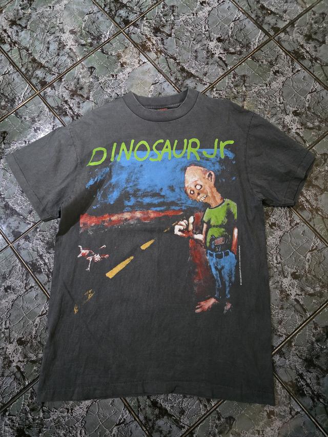 เสื้อยืดมือสอง