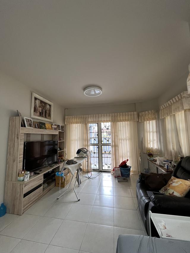 ขายบ้าน 3 นอน 2 น้ำ 2 ที่จอดรถ 2