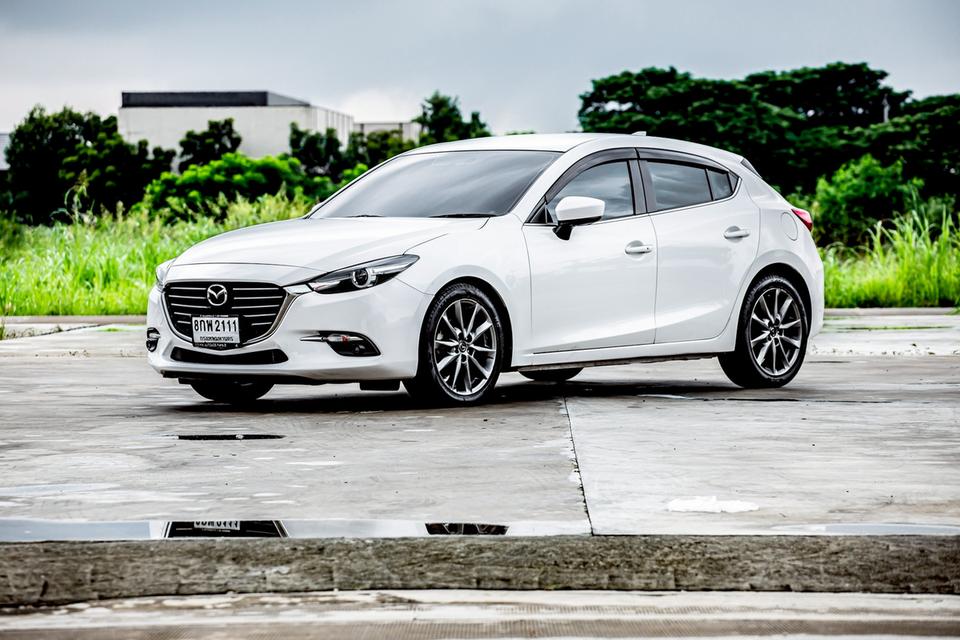 Mazda3 Skyactiv 2.0S ปี19