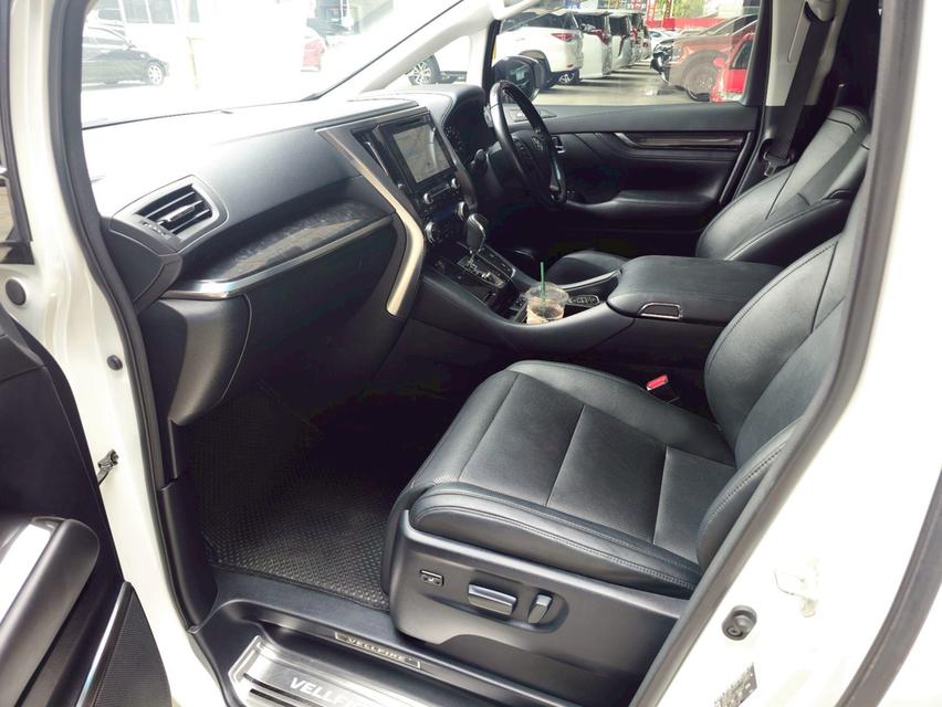 รหัสรถ BAC7322 🔥 รถตู้สุดหรูสาย VIP มาแล้ว! Toyota Vellfire 2.5 Z G Edition ปี 2018 สีขาว สภาพป้ายแดง! 🔥 15