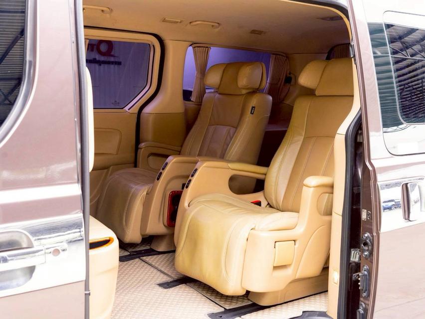 Hyundai H1 2.5Starex Vip ปี15 17