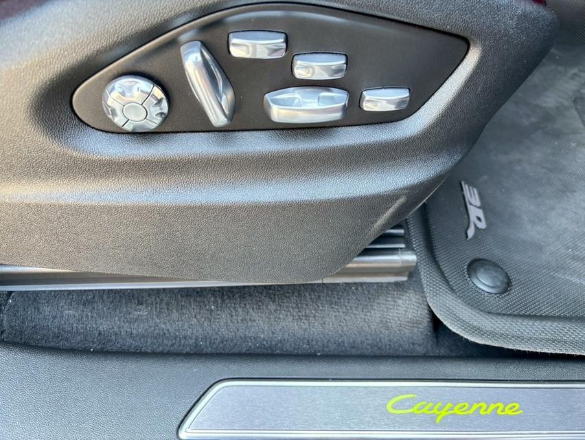 รหัสรถ KPV6474 2021 PORSCHE CAYENNE COUPE E - HYBRID สีดำ 9