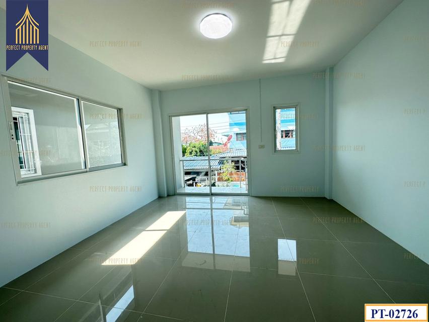 ขาย ทาวน์เฮ้าส์แฝดสร้างใหม่ ทำเล สุขุมวิท เทพารักษ์ ศรีนครินทร์ 10