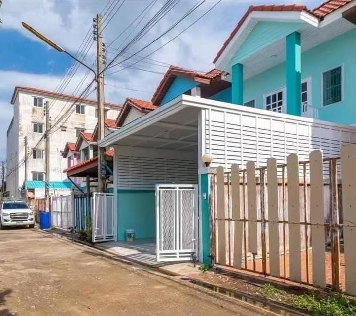 🏠#โครงการซอยอุดมพงษ์ (คลองสาม)ทาวน์เฮาส์ 2 ชั้น หน้าบ้านไม่ชนใคร โครงการมี 14 หลังเท่านั้น‼️ 9