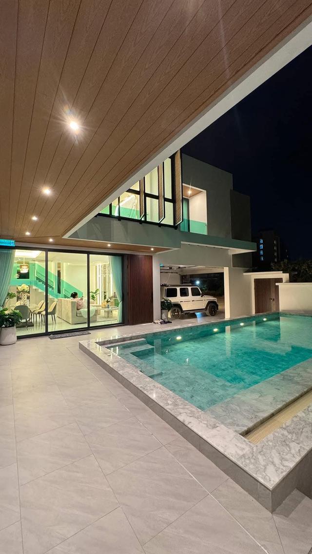 For rent pool villa Jomtien 300k/month  11