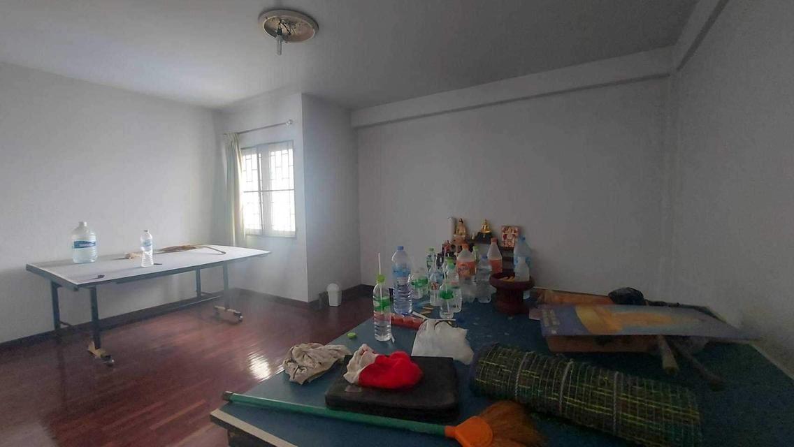 ให้เช่าทาวน์โฮม 3 ชั้น หมู่บ้านนักกีฬาแหลมทอง ถ.กรุงเทพกรีฑา ใกล้โรงเรียนศรีพฤฒา (N.994) 11