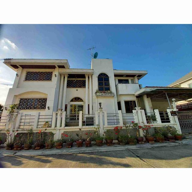 ขายบ้านเดี่ยว 2 ชั้น มือสอง และที่ดิน ย่านรามอินทรา 1