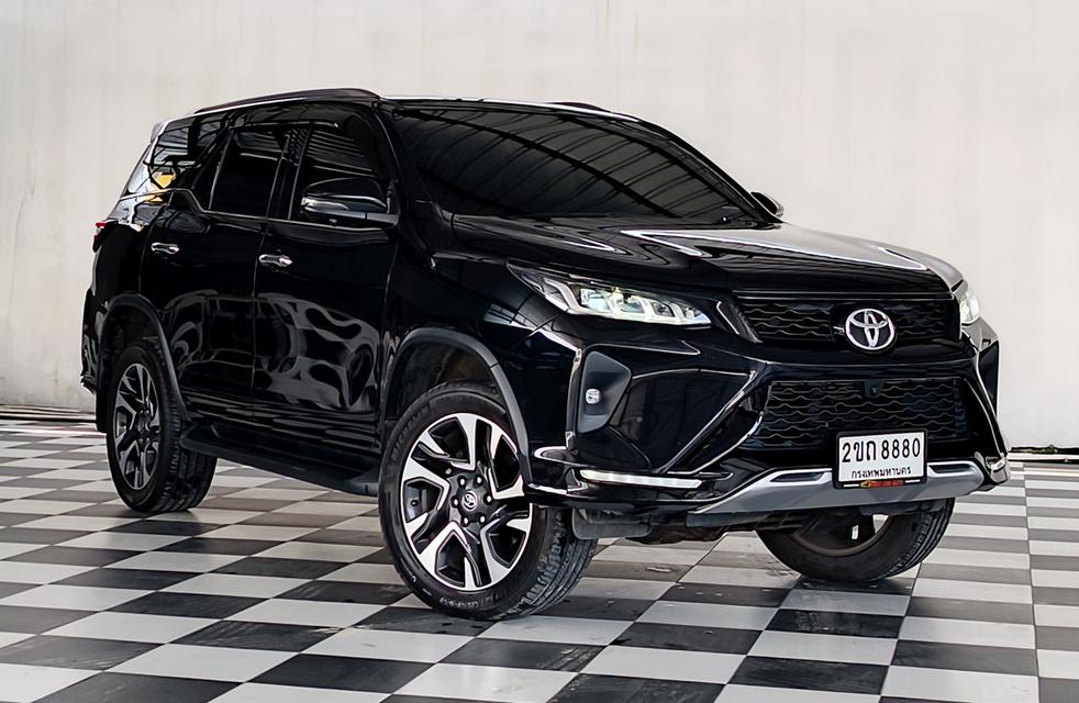 FORTUNER LEGENDER 2.4 V 4WD ปี 2021 ✅ ฟรีค่าจัด-ค่าโอน ✅ ฟรีประกันภัย ✅ ฟรี พรบ 5