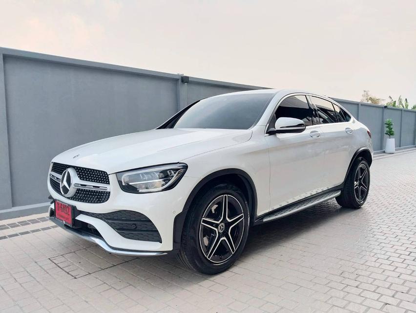 2023 Mercedes-Benz GLC 220d Coupe AMG  | สีขาว เบาะแดง