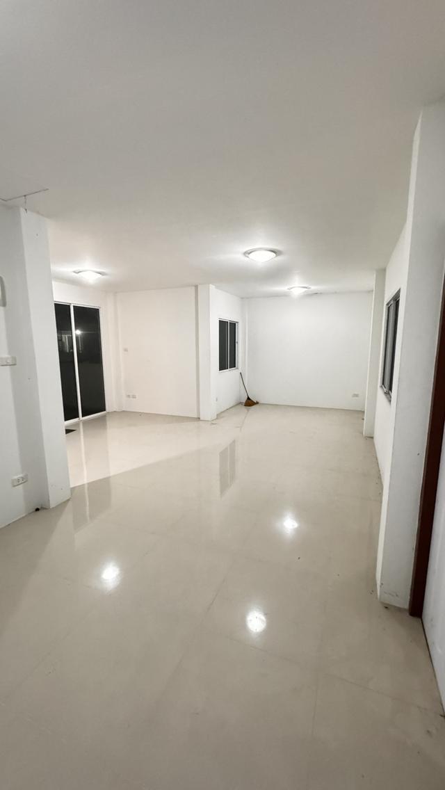 ทาวน์เฮาส์แฝดสไตล์บ้านเดี่ยว 5