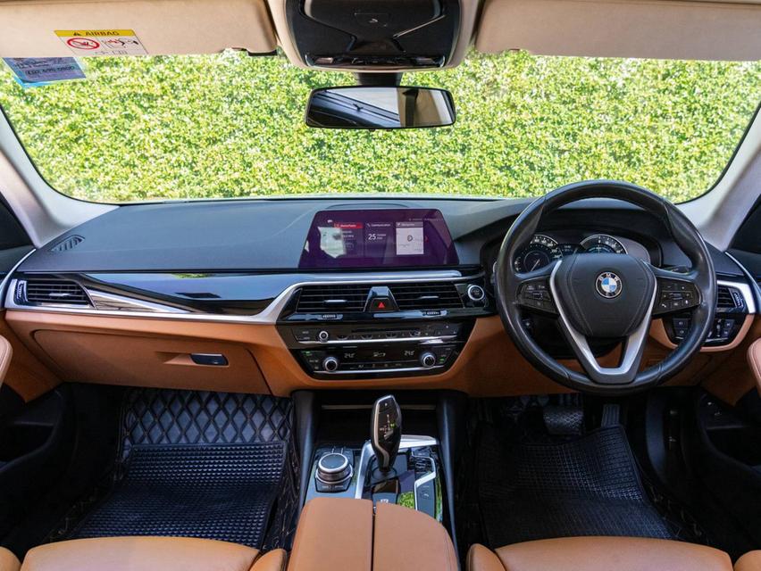 BMW 530e Elite ปีจด 2021 รูปที่ 13