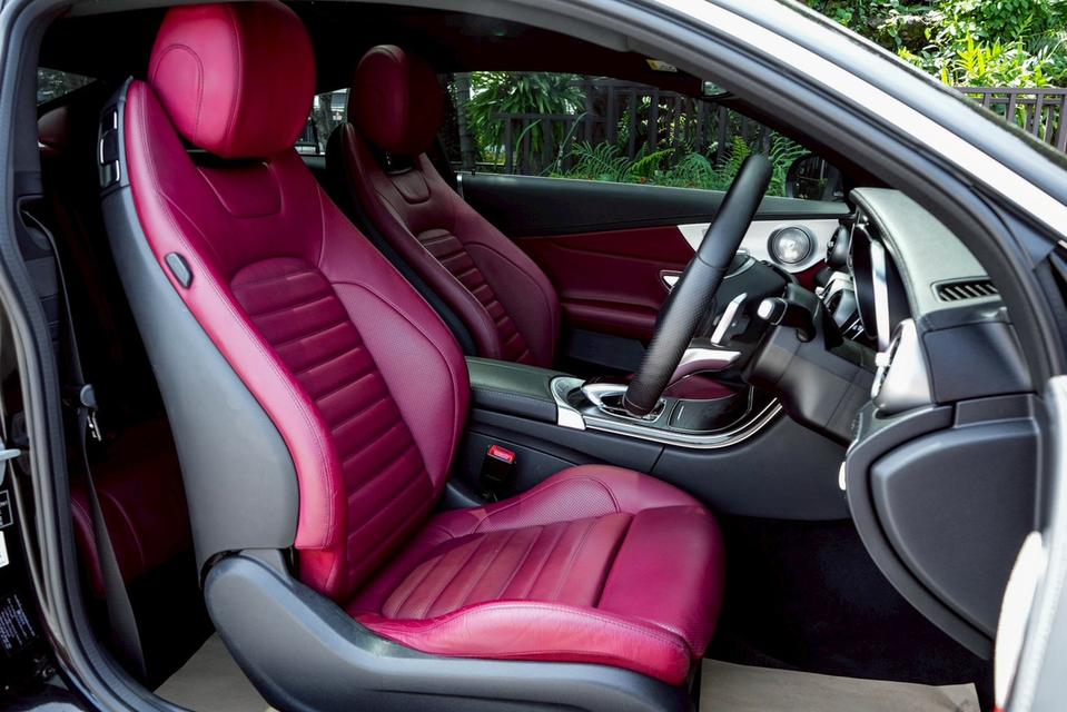Mercedes-Benz C250 2.0 Coupe AMG Dynamic W205 AT 2017 รูปที่ 13