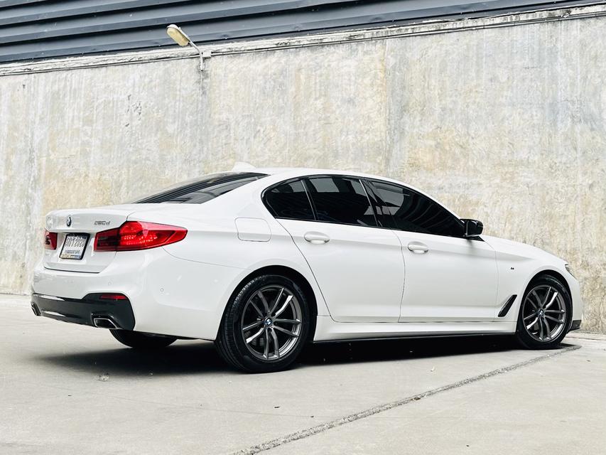 2021 BMW 520d M Sport G30 LCI  4