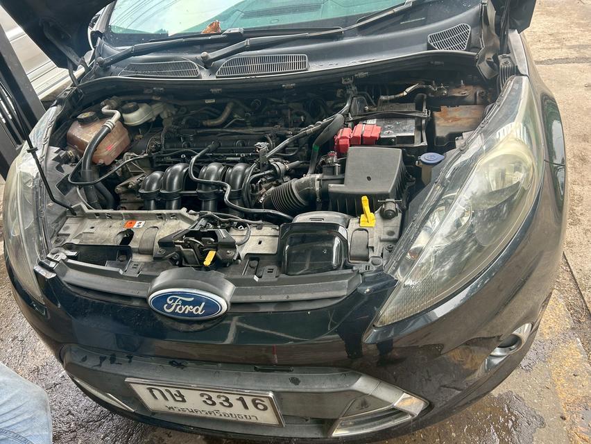 ขาย Ford Fiesta 2013 แอร์ดี ไม่มีอุบัติเหตุ ไฟเครื่องมีโชว์สดุด เกียร์ไม่เปลี่ยนทะเบียน พรบ.ต่อแล้วจอดตามภาพให้ได้ราคาก็เสนอมาที่เบอร์ 089-9942100ครับ 8