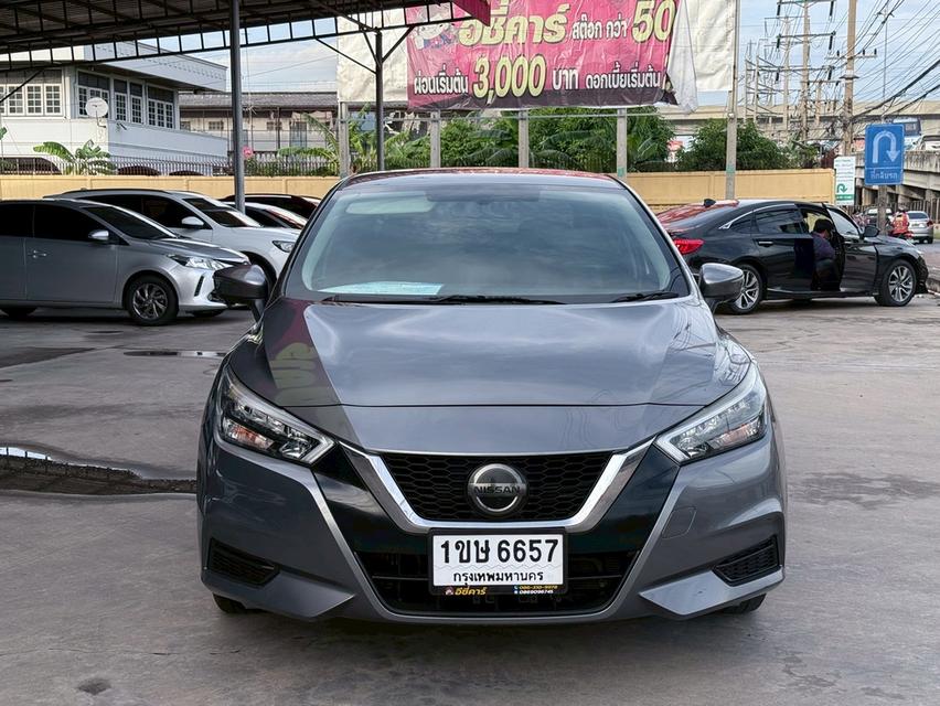 Nissan  10