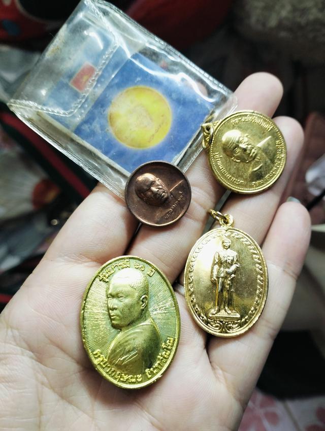 สนใจองไหนสอบ ถามได้คับ 17