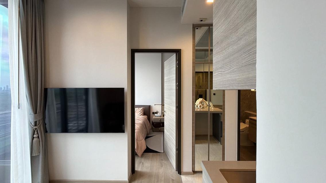 For rent The Crest Park Residence 3