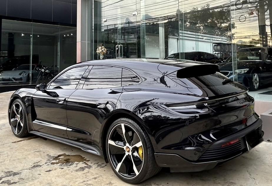 Porsche Taycan 4 Sport Turismo